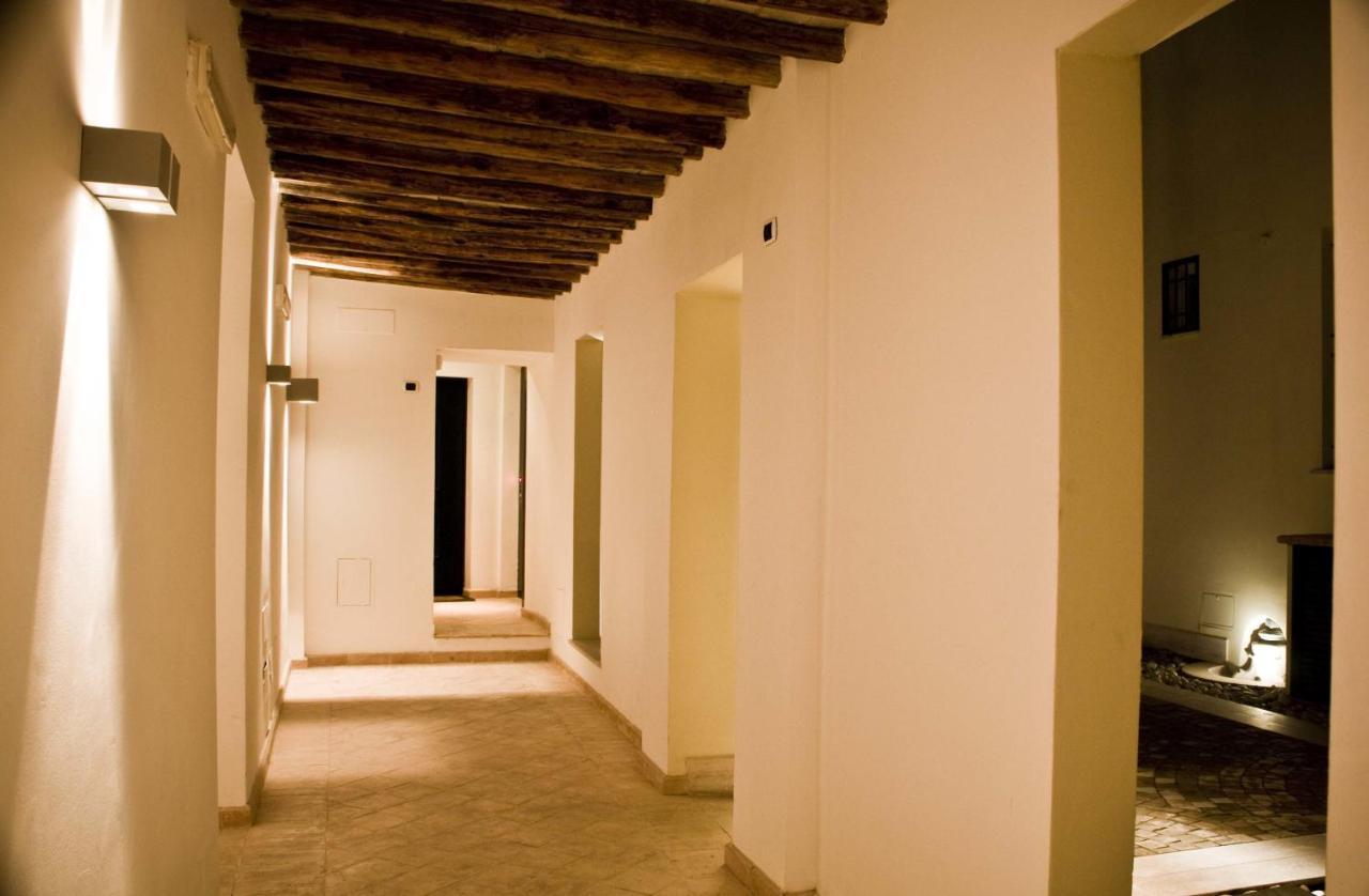 Nostromondo Ciancaleoni Palace Kamer foto