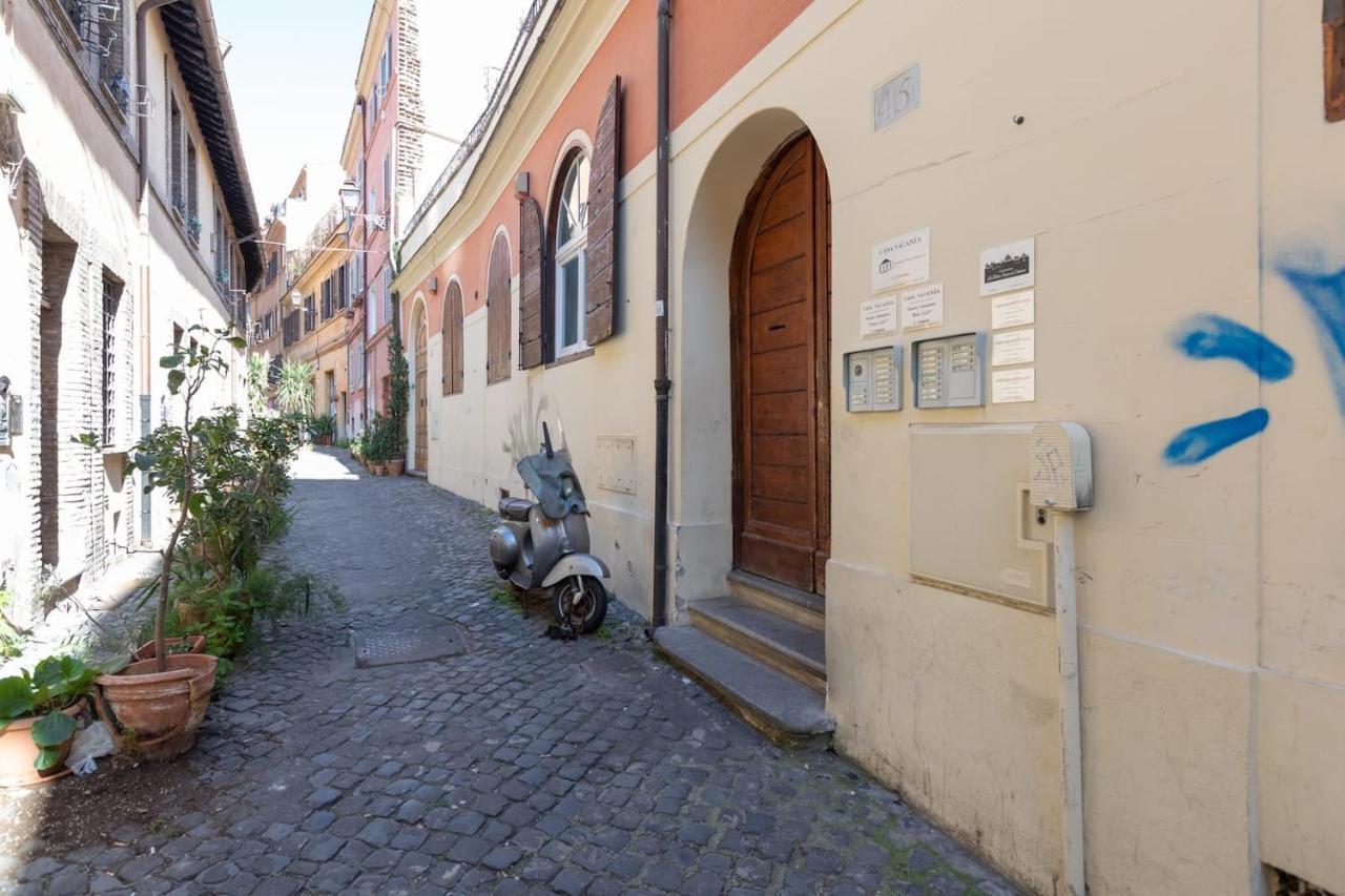 Nostromondo Ciancaleoni Palace Buitenkant foto