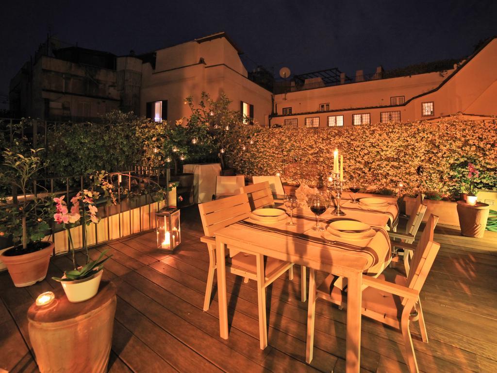 Nostromondo Ciancaleoni Palace Buitenkant foto